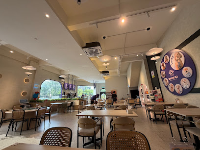 My Lucki Cafe